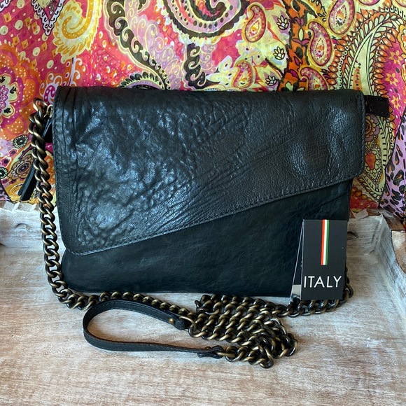 Italia Handbags - Maxon Collection Italia Leather Crossbody Bag